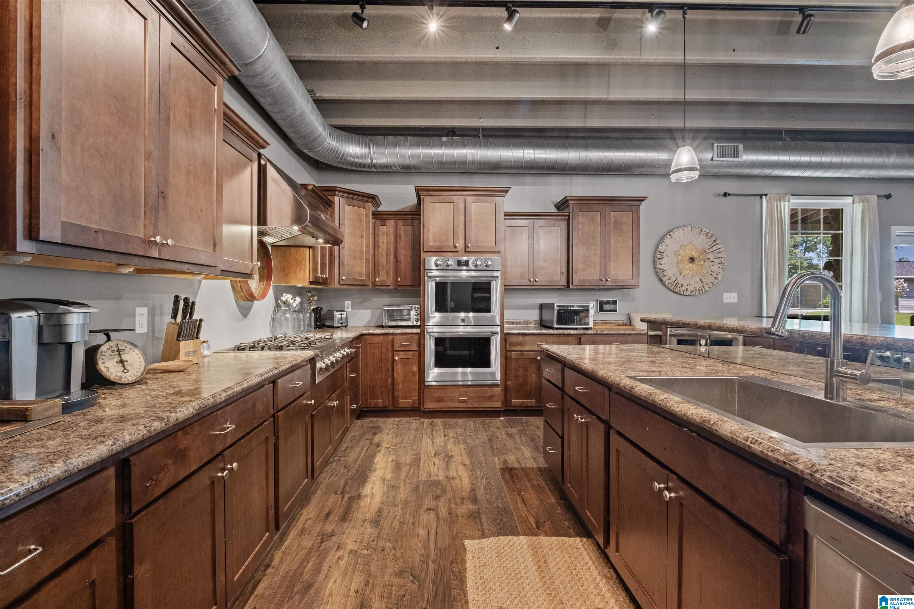 290 Doughboy Road Rainbow City, AL 35906 - Photo 11 of 35