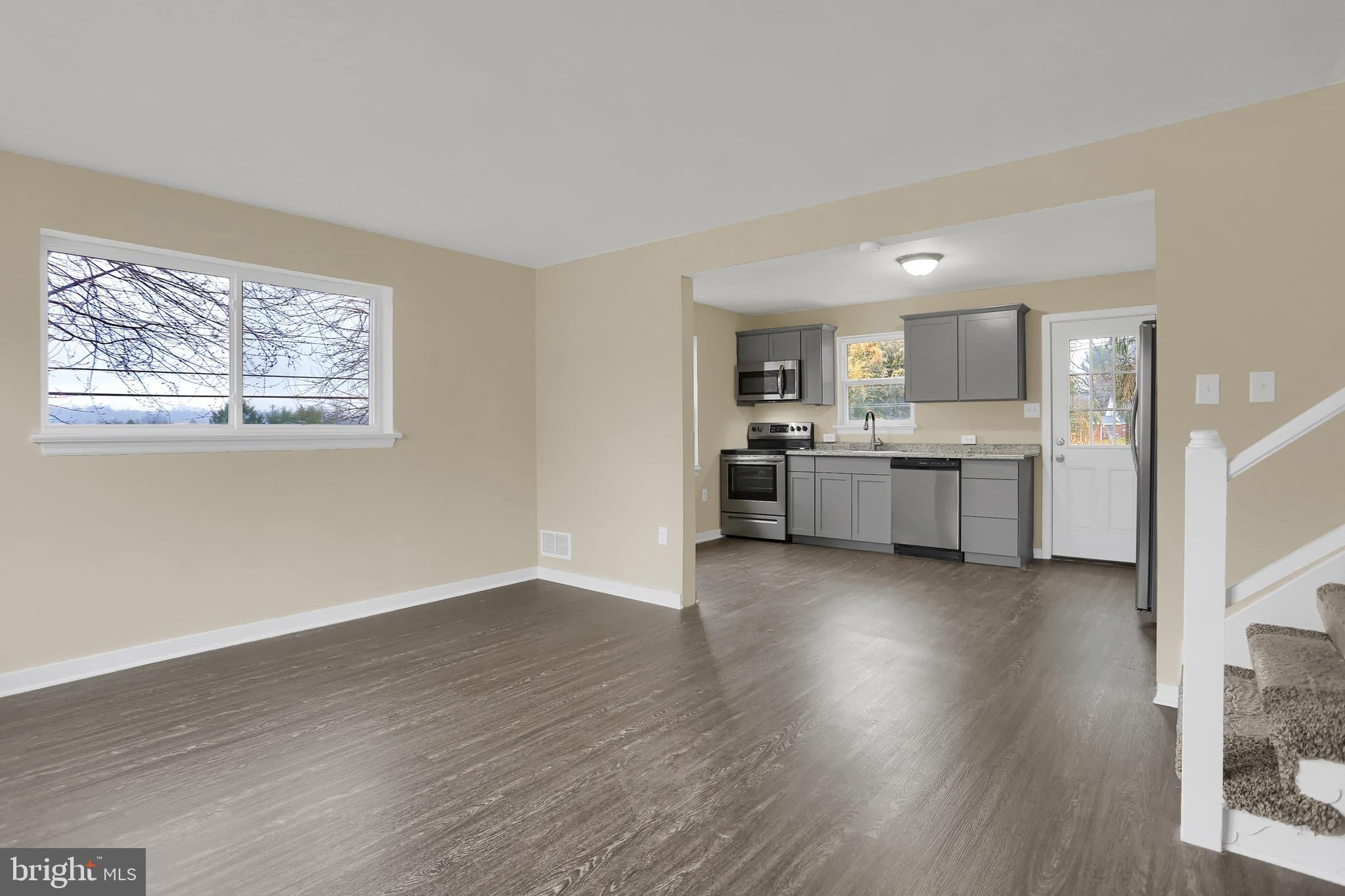 420 Luther Road Harrisburg, PA 17111 - Photo 5 of 28 Gallery Image 5