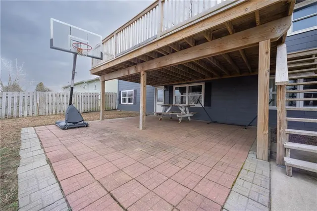 $189,900 | 211 Skyline Drive, Rock Port, MO 64482