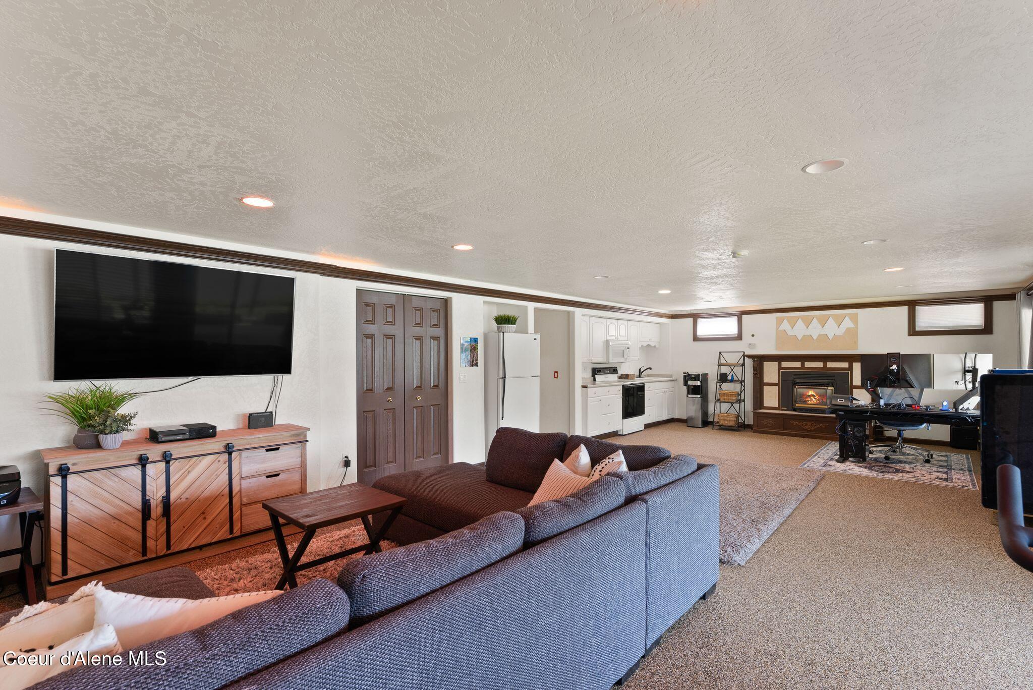 1926 Rodkey Drive Post Falls, ID 83854 - Photo 37 of 66 Family Room