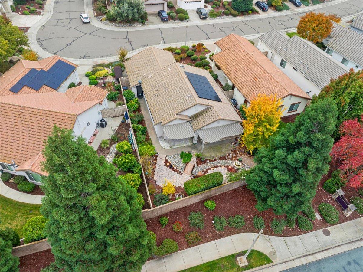 286 Lariat Loop Lincoln, CA 95648 - Photo 28 of 37 an aerial view of residential house with outdoor space and street view