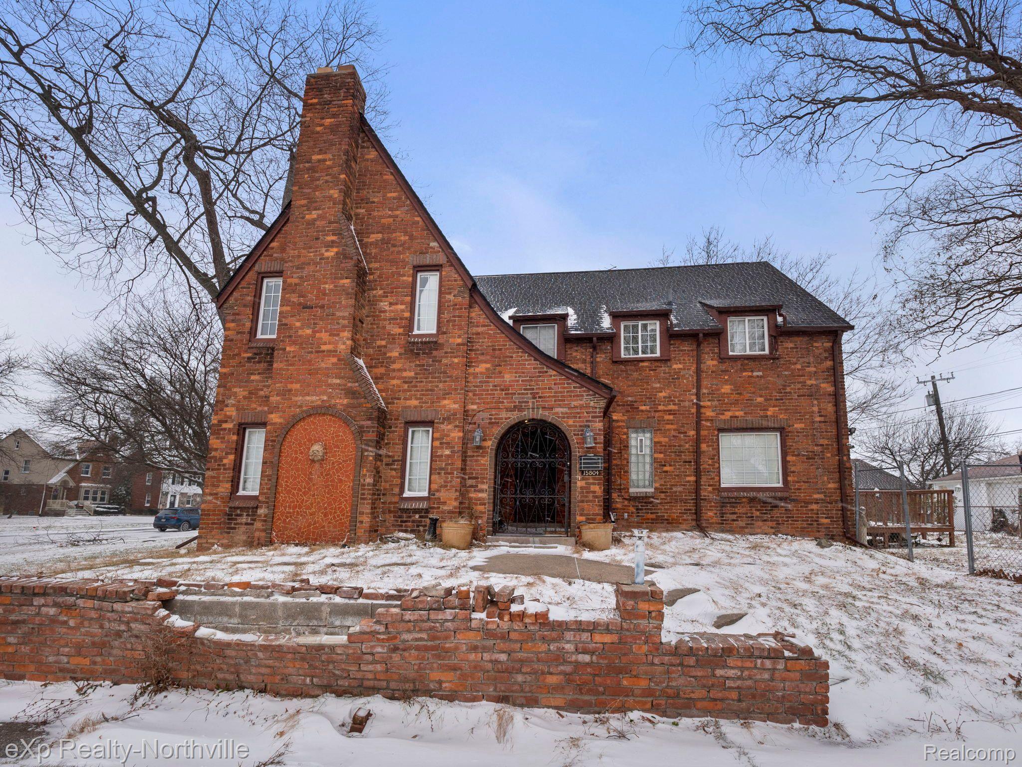 15804 Ashton Road Detroit, MI 48223 - Photo 3 of 24 Gallery Image 3