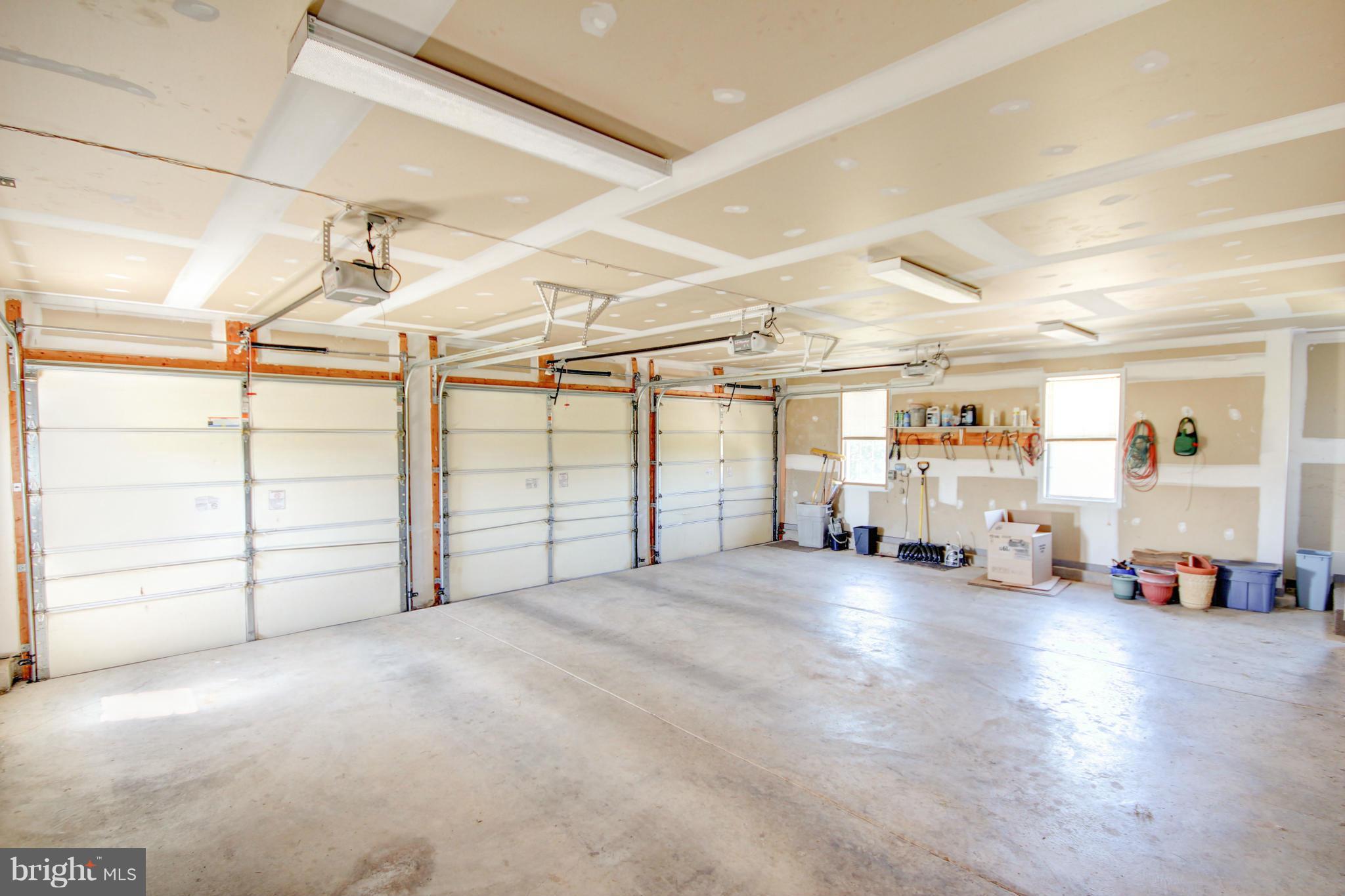7303 Morgan Road Woodbine, MD 21797 - Photo 20 of 30 3 Car garage