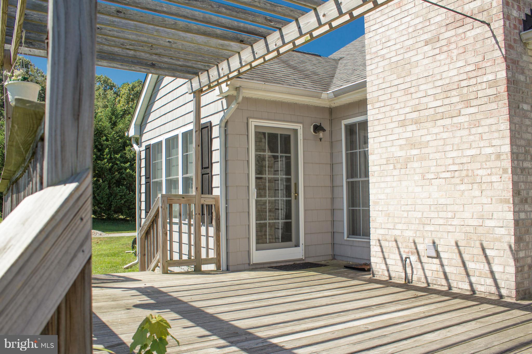 7303 Morgan Road Woodbine, MD 21797 - Photo 28 of 30 Deck