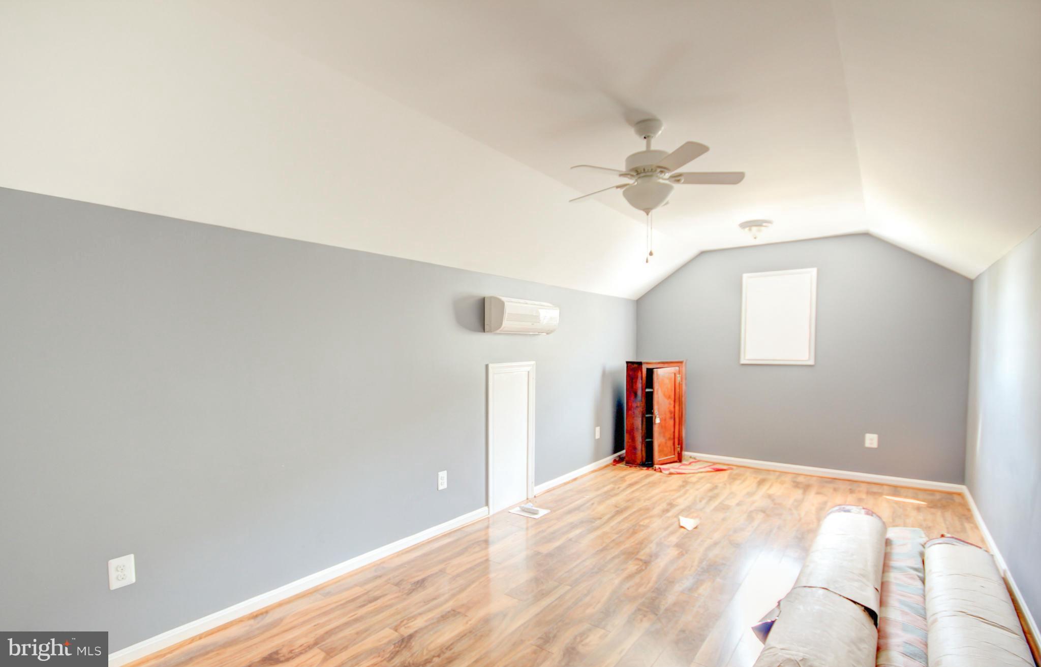7303 Morgan Road Woodbine, MD 21797 - Photo 4 of 30 Office/Studio over garage