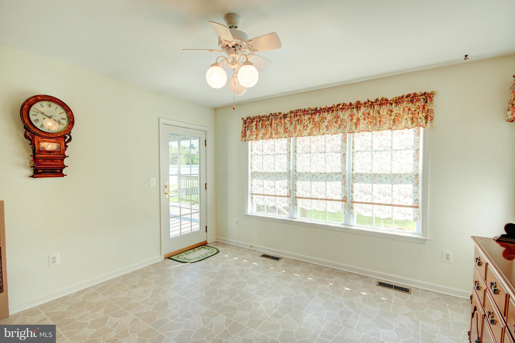 7303 Morgan Road Woodbine, MD 21797 - Photo 7 of 30 Eat in area