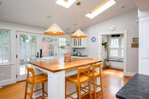 $1,499,000 | 182 South Street, Hingham, MA 02043