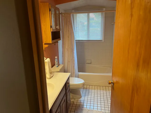 $275,000 | 23700 Joy Street, St. Clair Shores, MI 48082