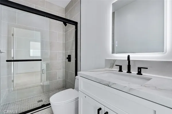 $1,950,000 | 2009 Blossom Lane, Redondo Beach, CA 90278