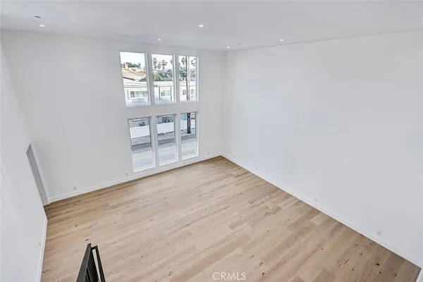 $1,950,000 | 2009 Blossom Lane, Redondo Beach, CA 90278