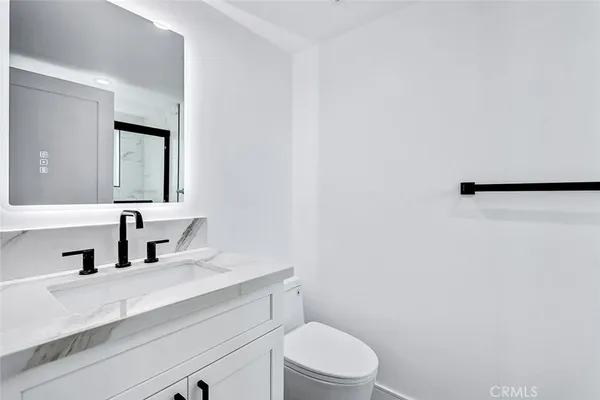 $1,950,000 | 2009 Blossom Lane, Redondo Beach, CA 90278