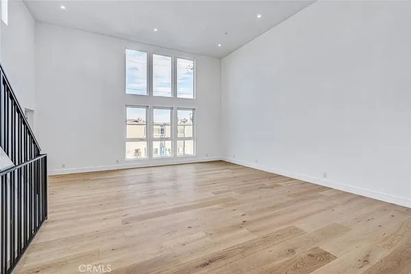 $1,950,000 | 2009 Blossom Lane, Redondo Beach, CA 90278