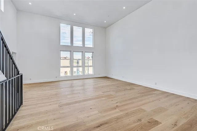 $1,950,000 | 2009 Blossom Lane, Redondo Beach, CA 90278