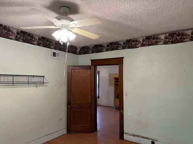 $40,000 | 438 West 5th Street, Florence, KS 66851