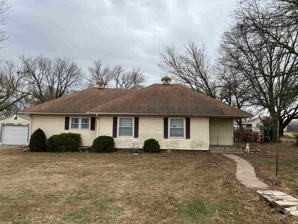 $40,000 | 438 West 5th Street, Florence, KS 66851