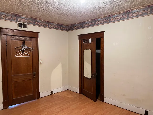 $40,000 | 438 West 5th Street, Florence, KS 66851