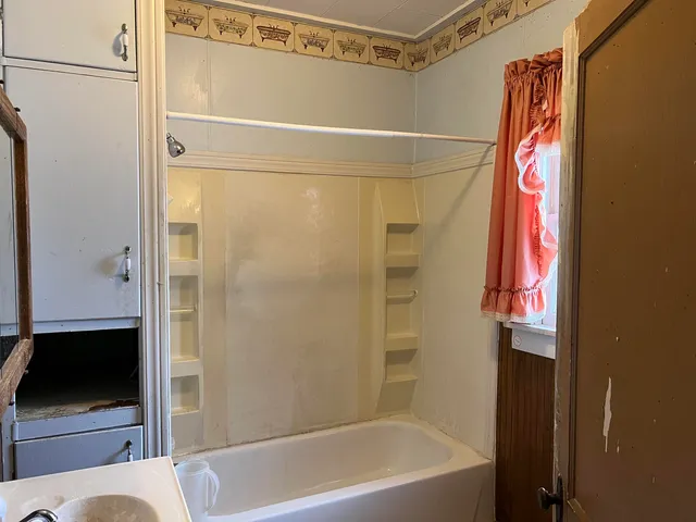 $40,000 | 438 West 5th Street, Florence, KS 66851