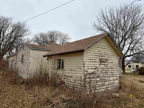 $40,000 | 438 West 5th Street, Florence, KS 66851