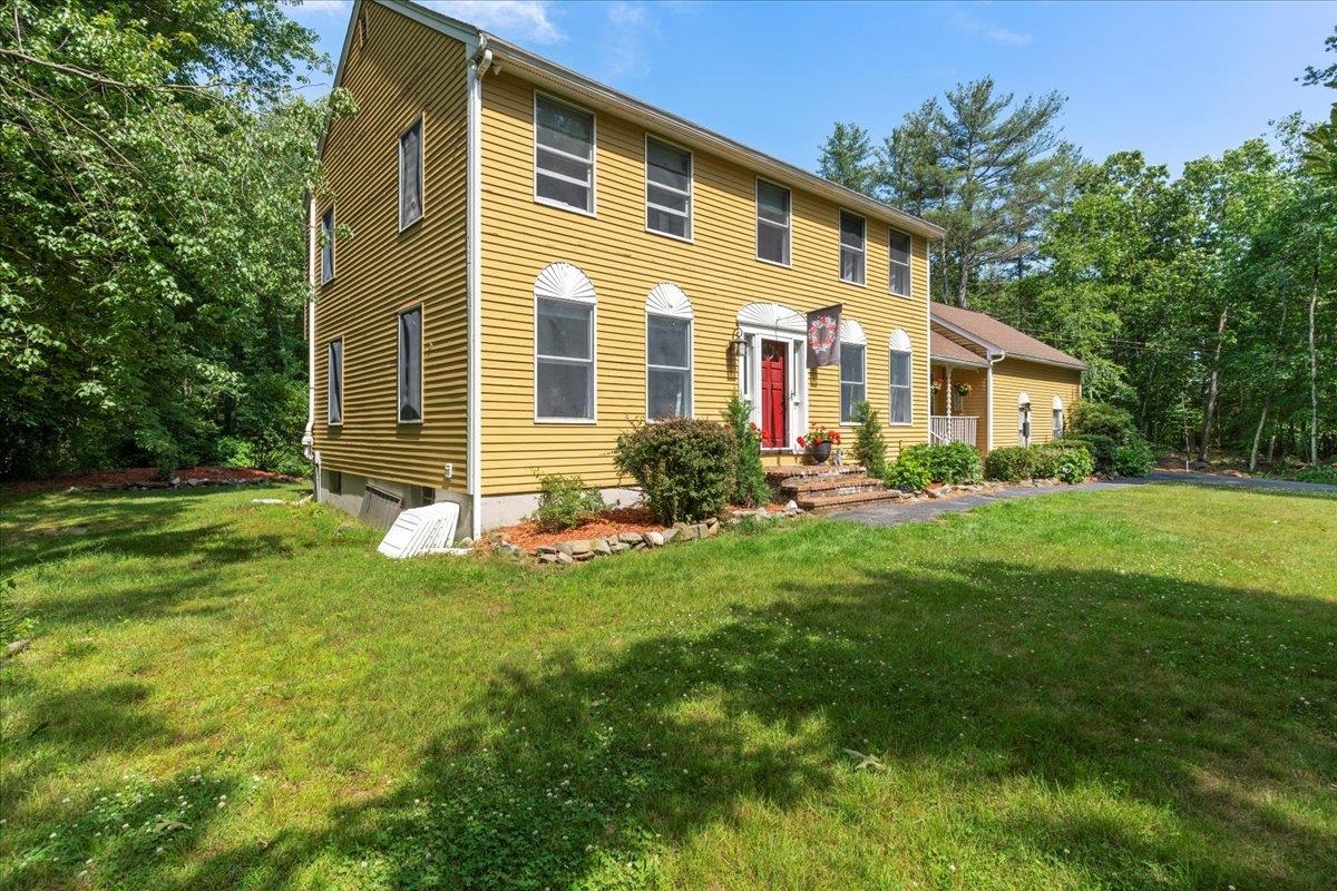 2 Olde Woode Road Salem, NH 03079 - Photo 1 of 40
