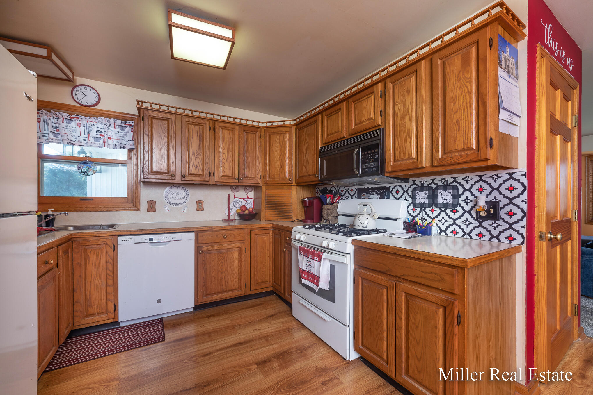 12200 Gackler Road Middleville, MI 49333 - Photo 4 of 46 12200 Gackler Rd-032