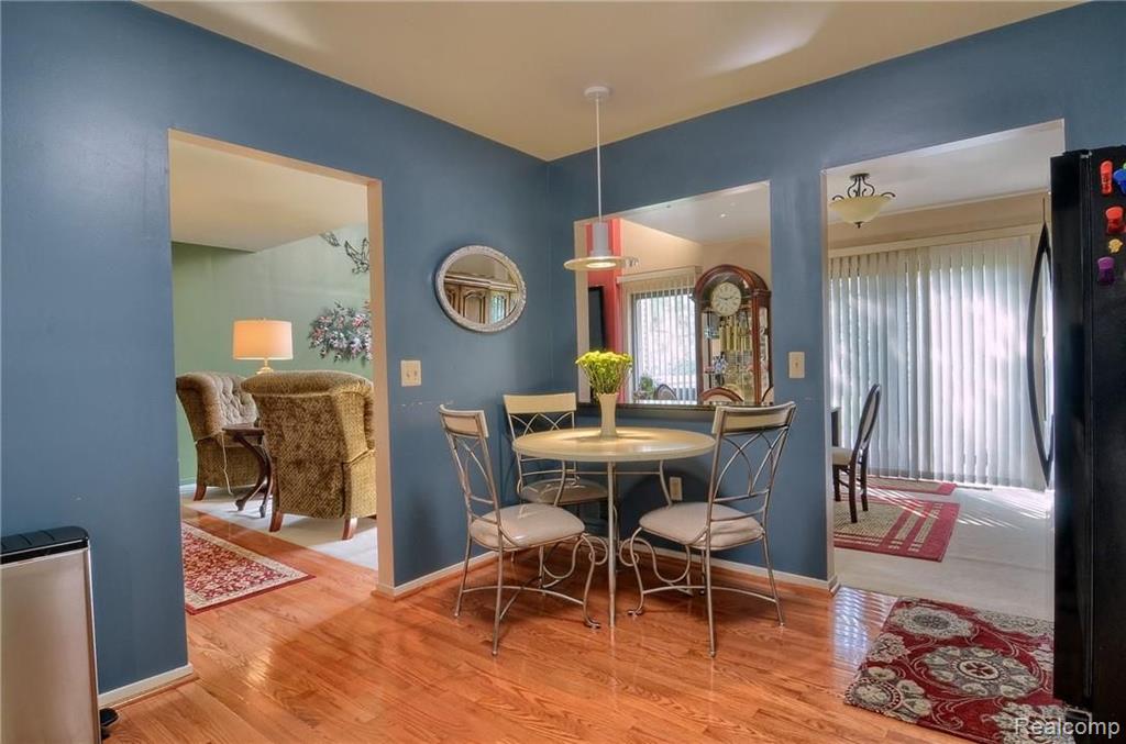 568 Victoria Court Rochester Hills, MI 48307 - Photo 12 of 35