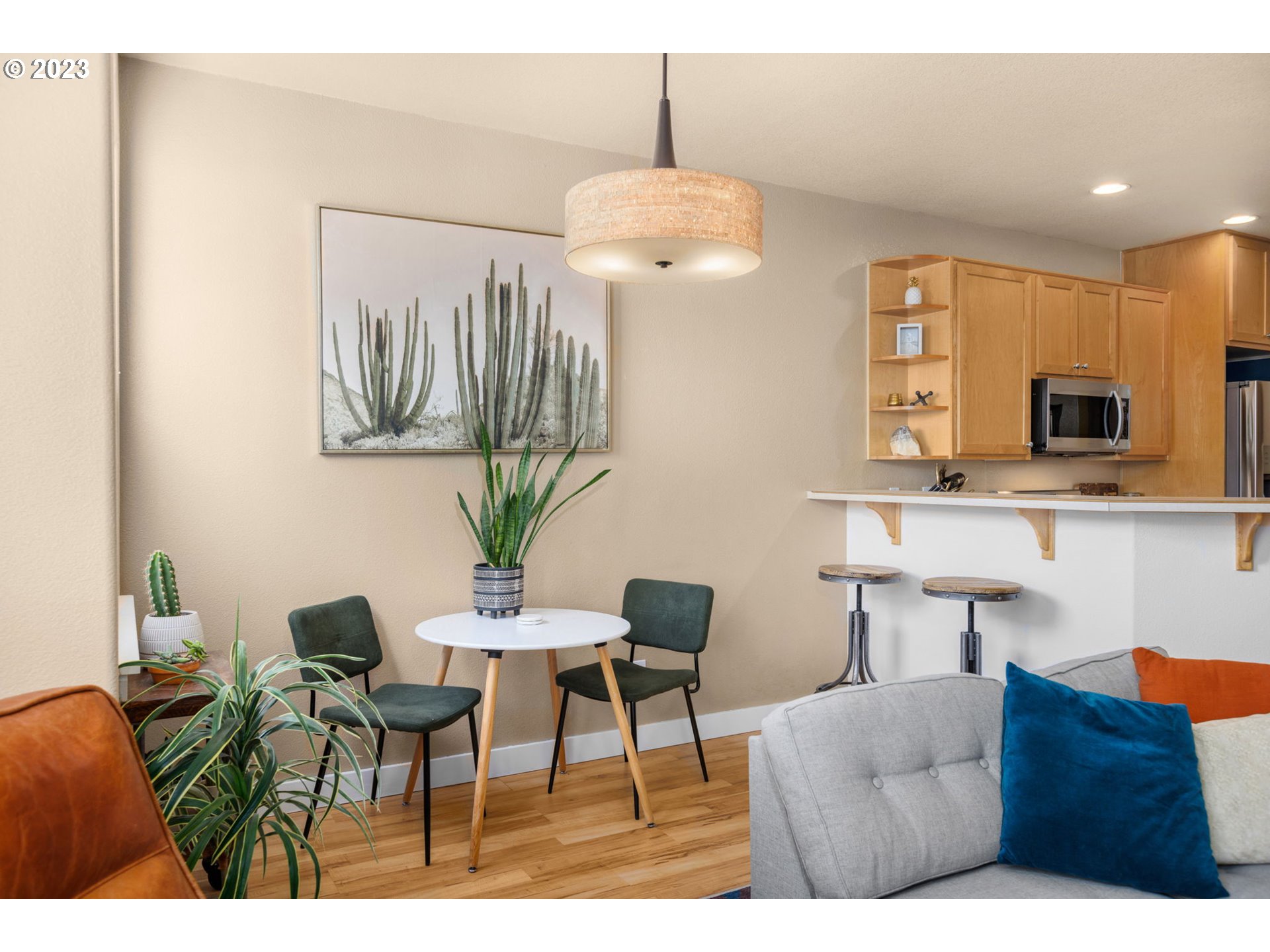 14740 Southwest Redbud Way Beaverton, OR 97007 - Photo 8 of 27 Dining Area
