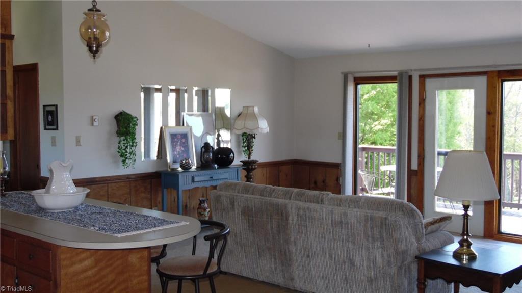 22 River Bend Road Sparta, NC 28675 - Photo 12 of 26 Gallery Image 12