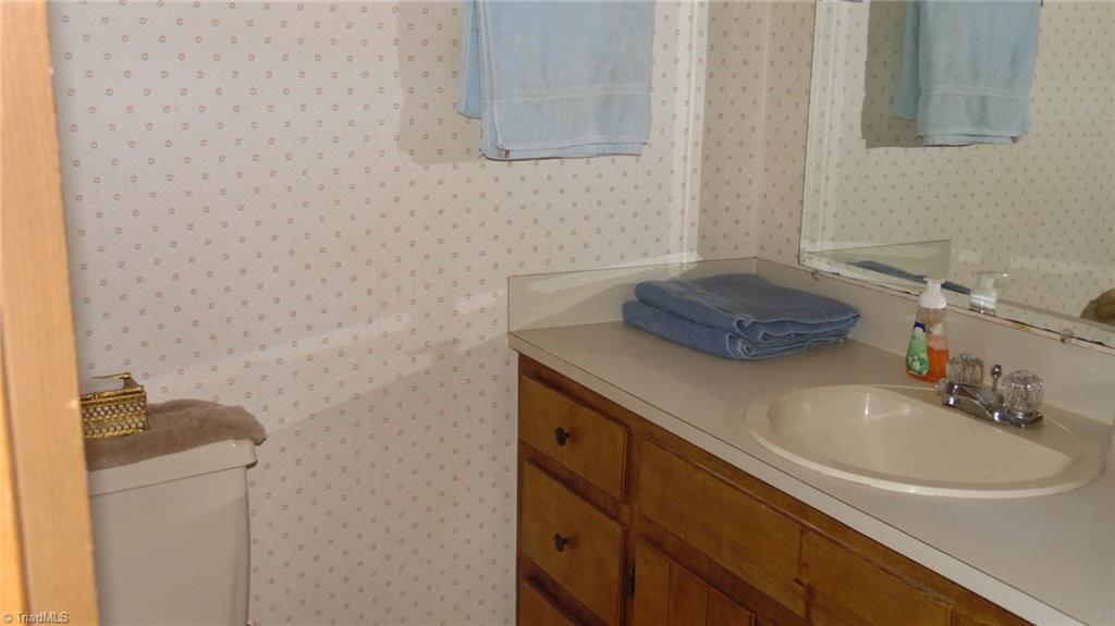 22 River Bend Road Sparta, NC 28675 - Photo 14 of 26 Gallery Image 14