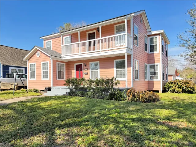 $348,000 | 402 Southern Street, Corpus Christi, TX 78404