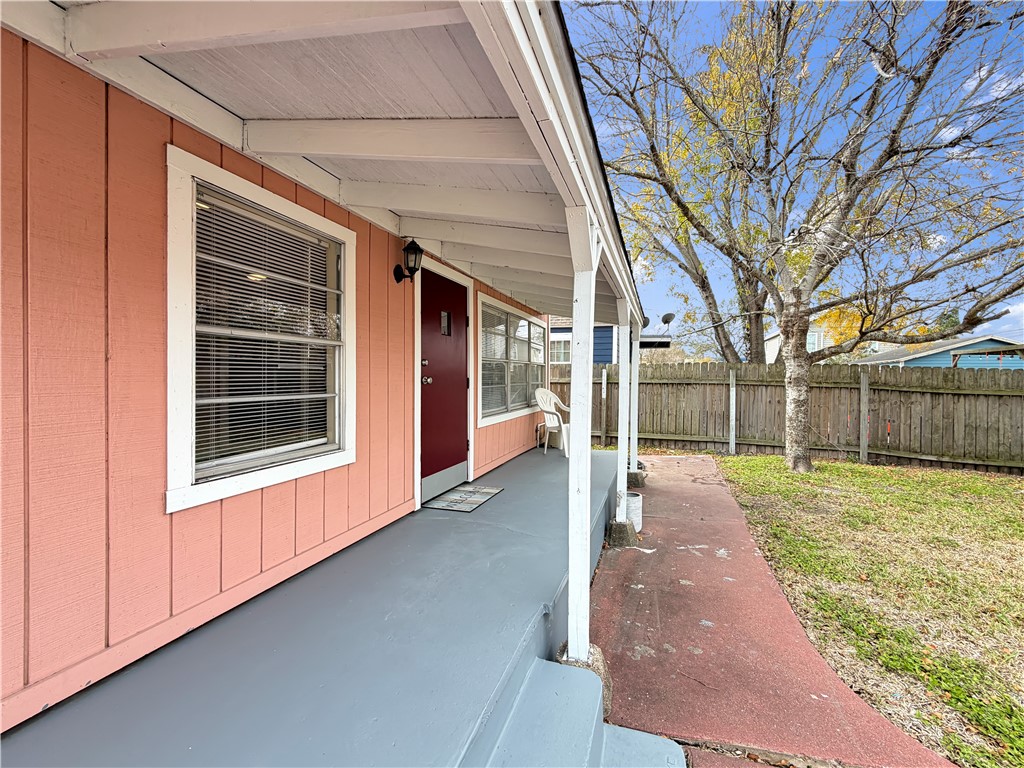 402 Southern Street Corpus Christi, TX 78404 - Photo 33 of 40