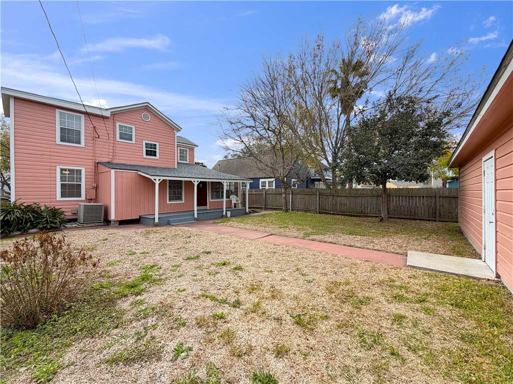 402 Southern Street Corpus Christi, TX 78404 - Photo 35 of 40