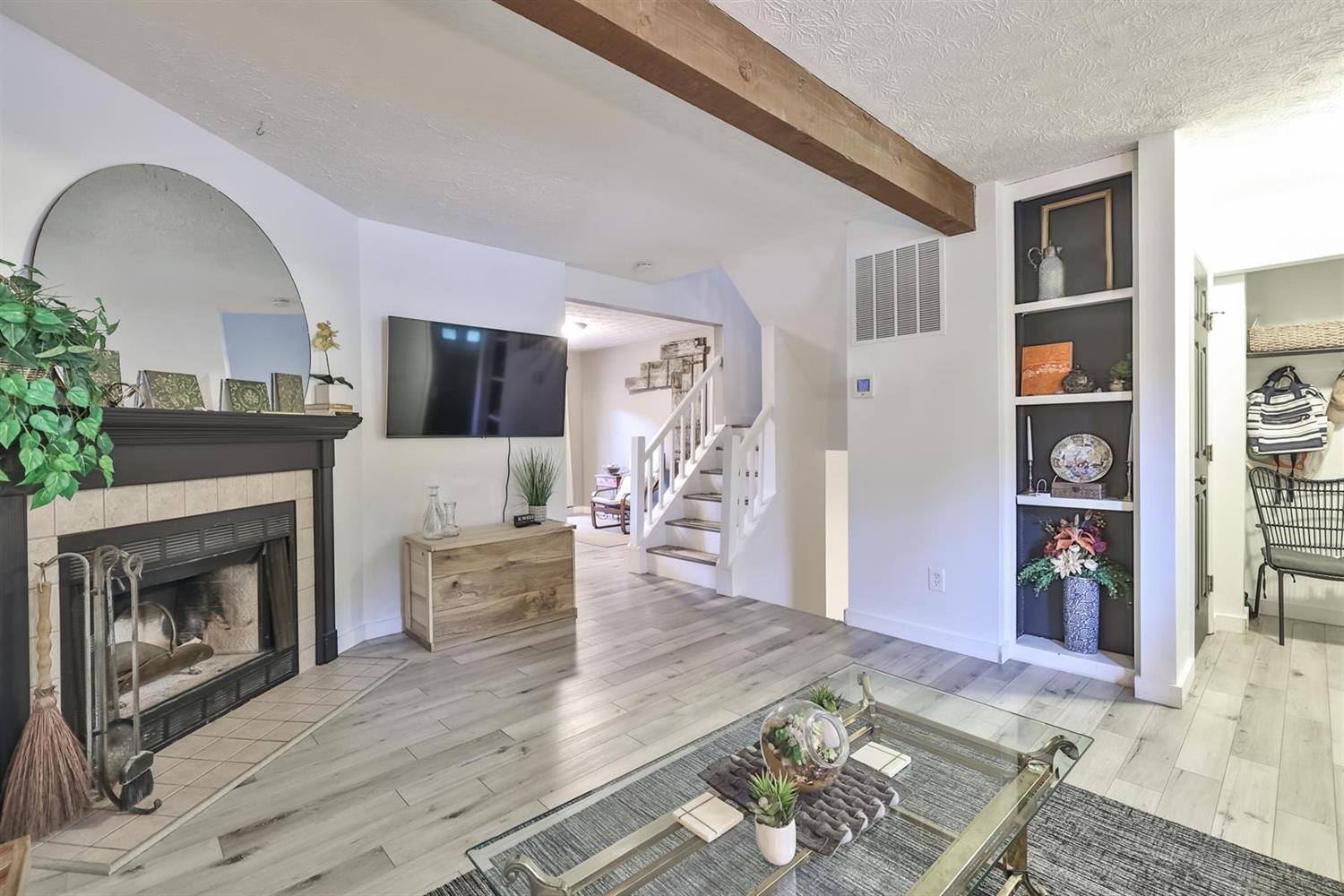 6355 Corbly Road, Unit 28 Cincinnati, OH 45230 - Photo 6 of 35 Gallery Image 6