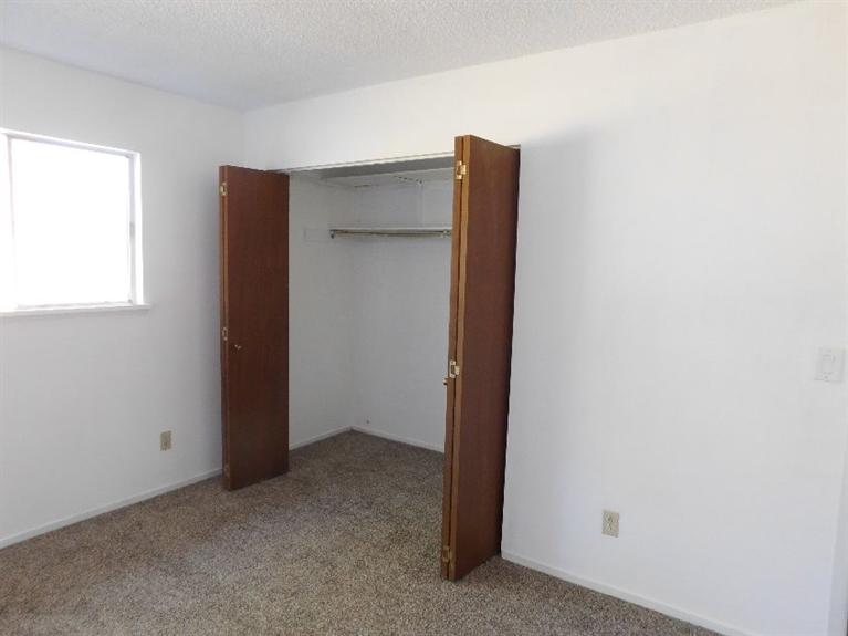1171 North Steven Avenue Reedley, CA 93654 - Photo 15 of 22 Gallery Image 15