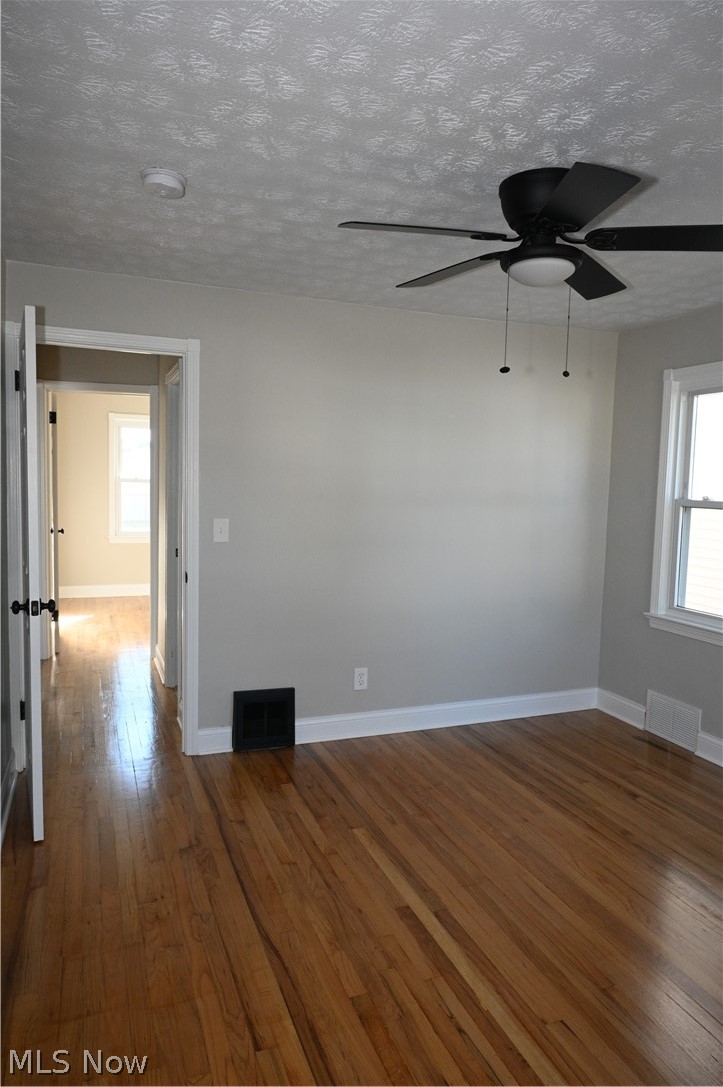 8203 Snow Road Parma, OH 44129 - Photo 20 of 31