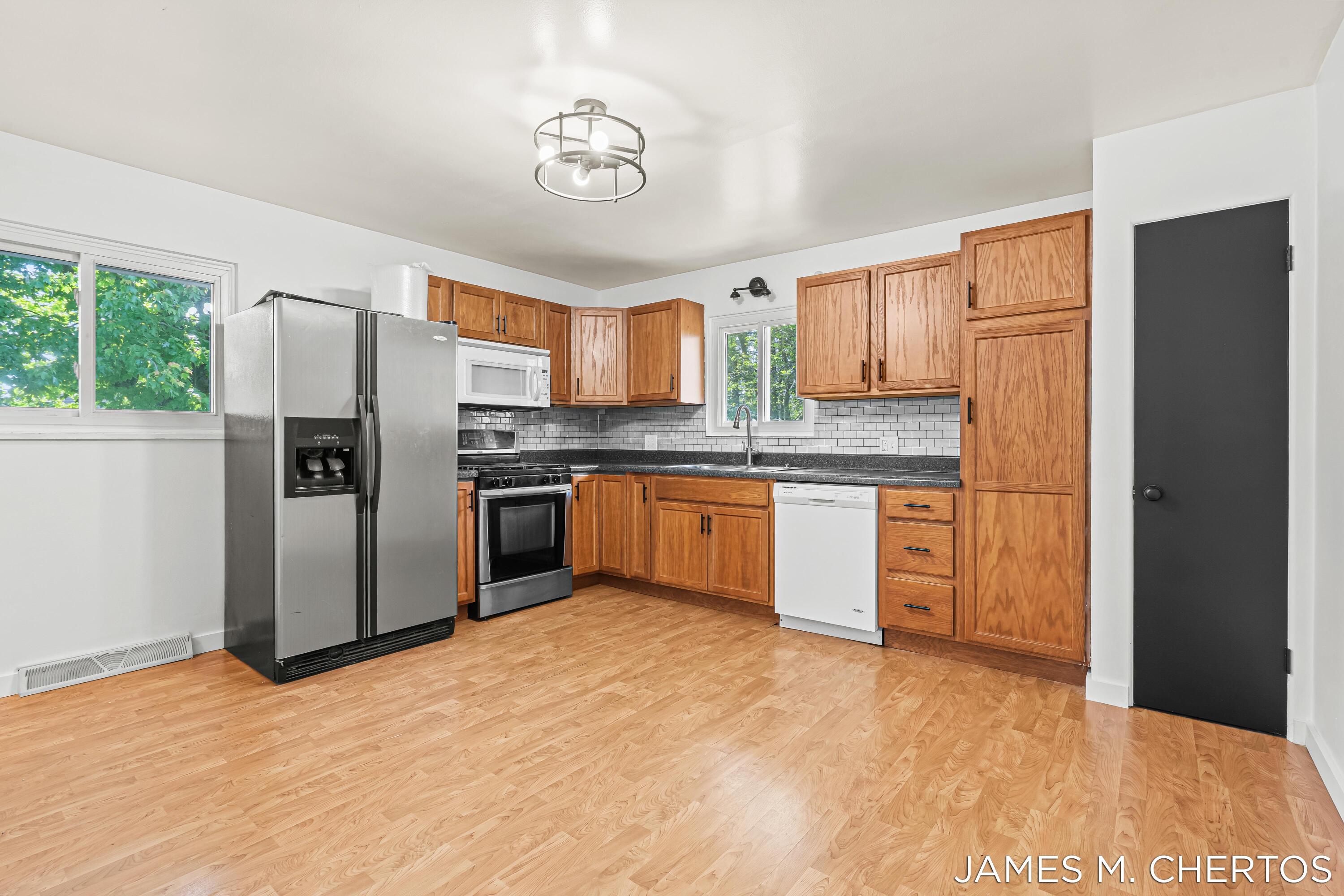 228 South Street, Unit 230 Spring Lake, MI 49456 - Photo 22 of 50 10-print-087