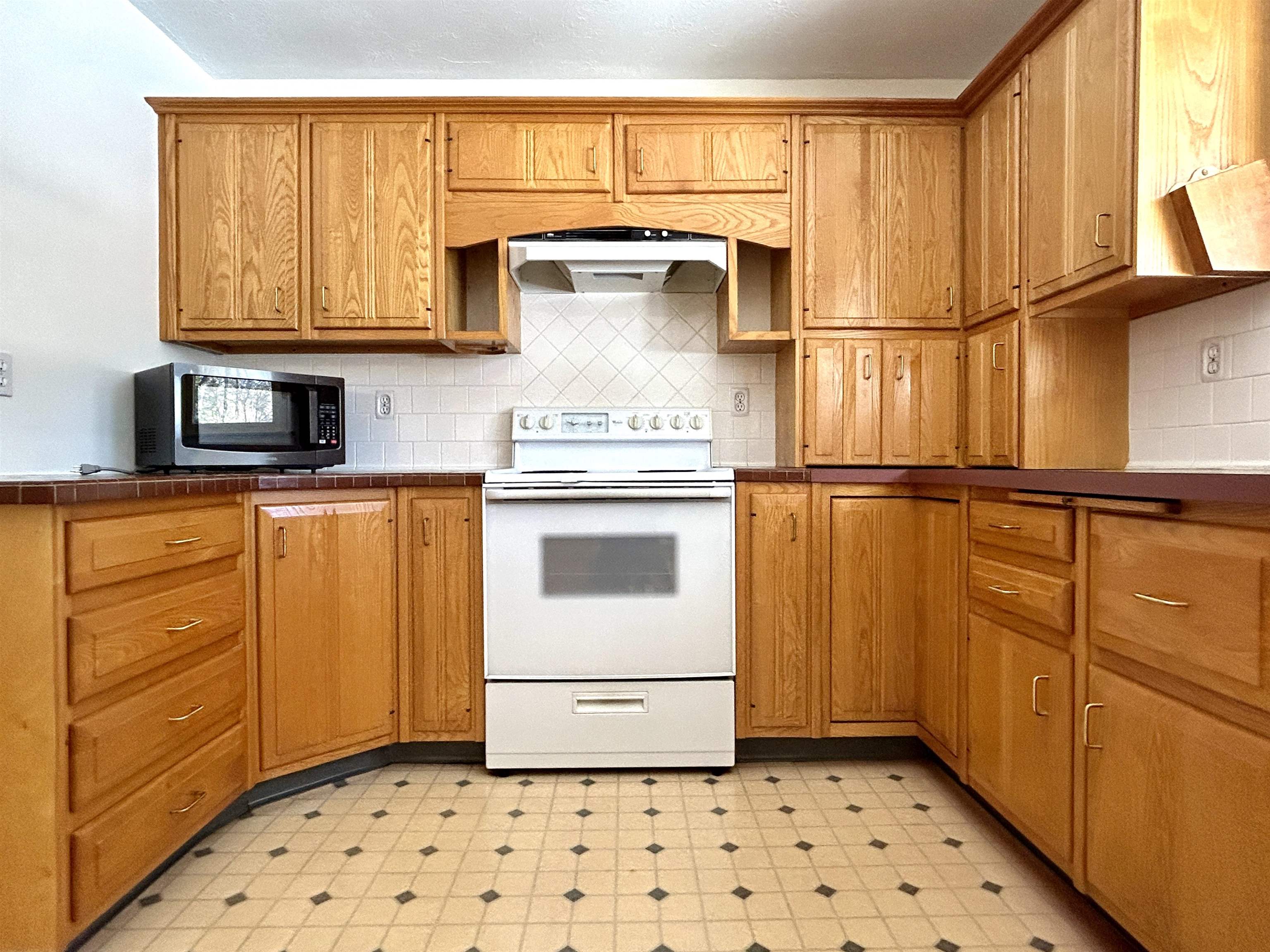 687 Godfrey Road Thetford, VT 05043 - Photo 23 of 28