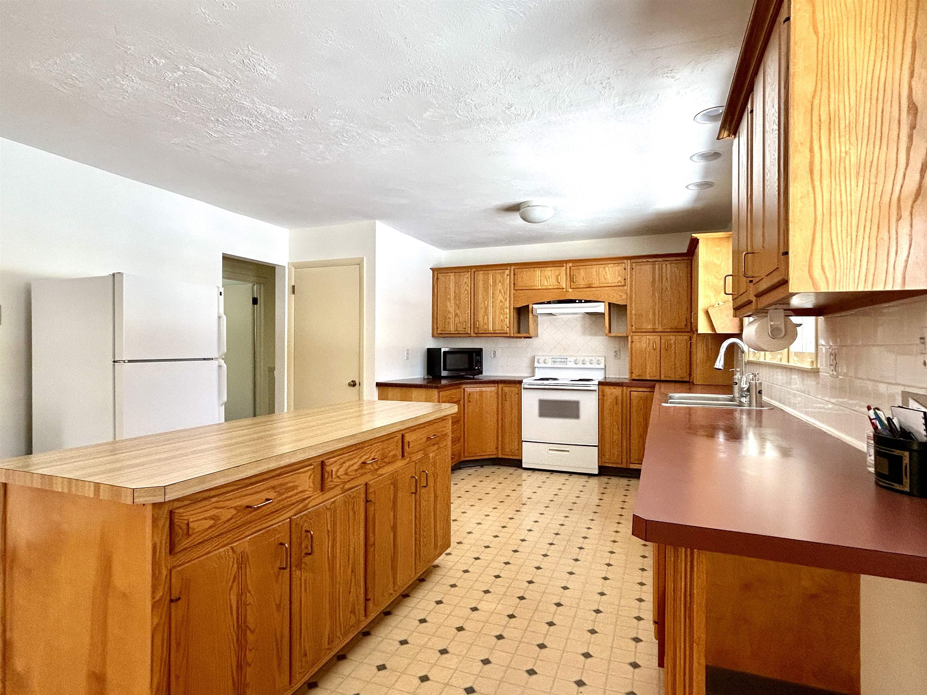 687 Godfrey Road Thetford, VT 05043 - Photo 25 of 28