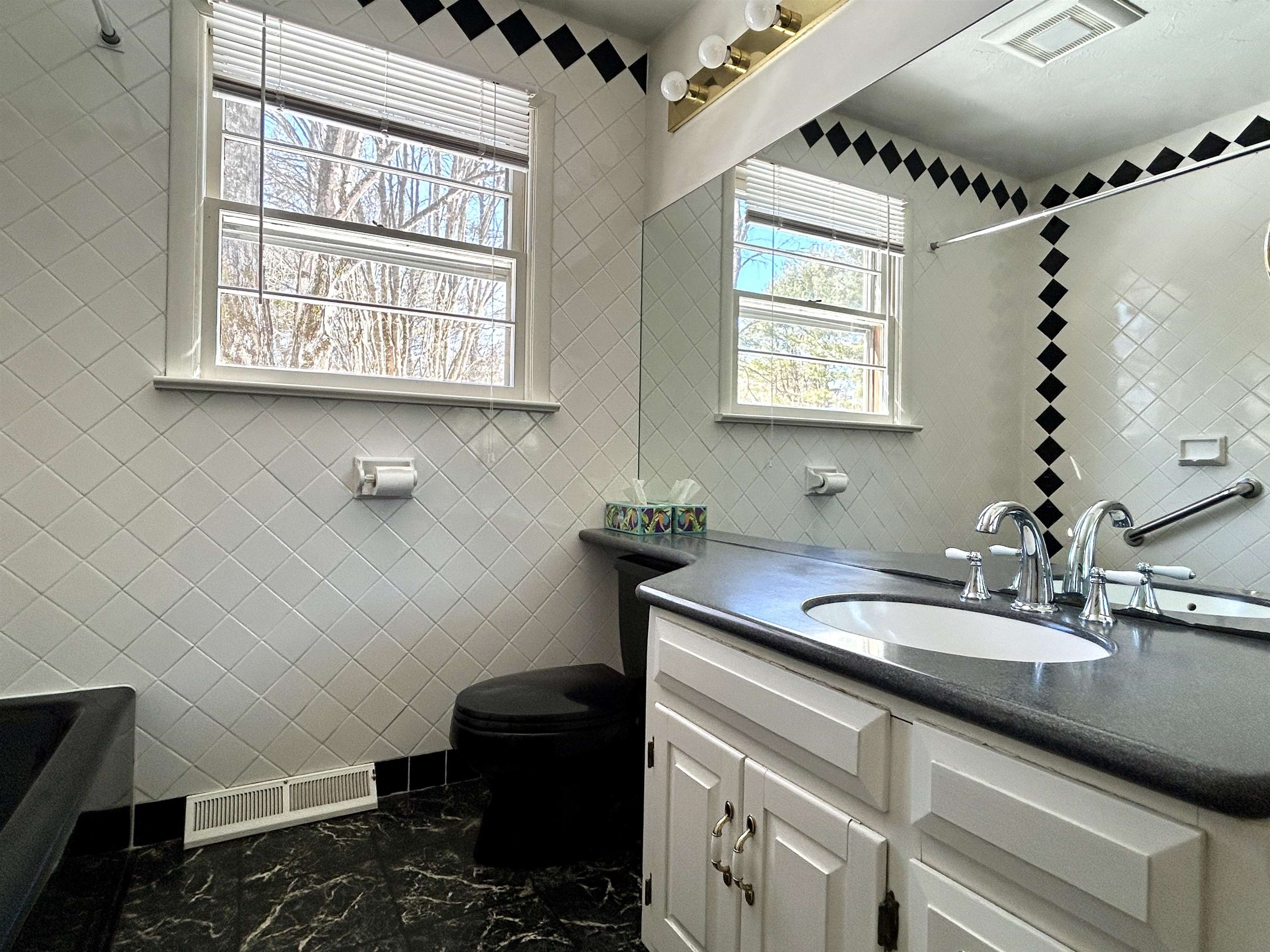687 Godfrey Road Thetford, VT 05043 - Photo 10 of 28