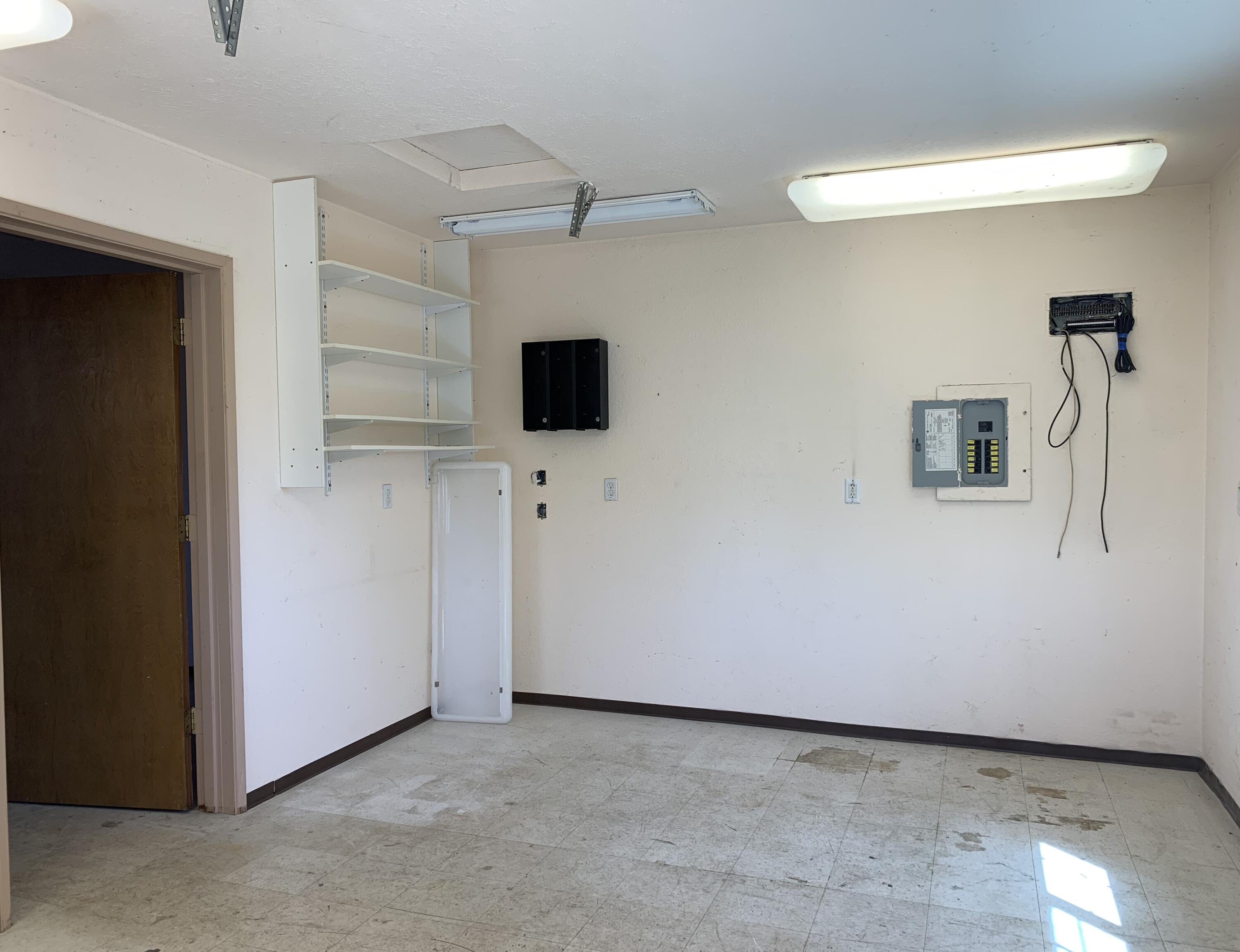 211 Princess Way Central Point, OR 97502 - Photo 35 of 45 room 1 in ADU