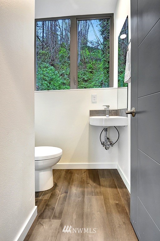 1706 Alki Avenue Southwest, Unit B Seattle, WA 98116 - Photo 12 of 12