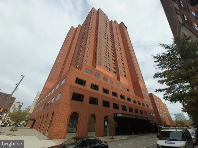 $717,600 | 10 East Lee Street, Unit 10021003, Baltimore, MD 21202