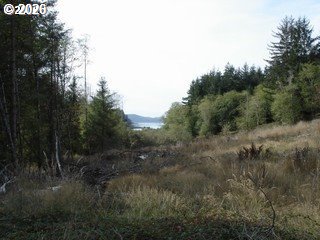 83615 Clear Lake Road, Unit 18 Florence, OR 97439 - Photo 20 of 29
