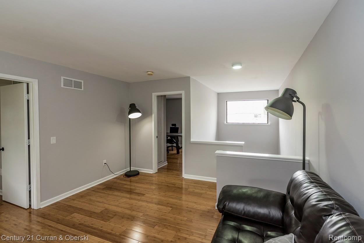 743 Eastbridge Court, Unit 95 Rochester, MI 48307 - Photo 28 of 38 28.jpg