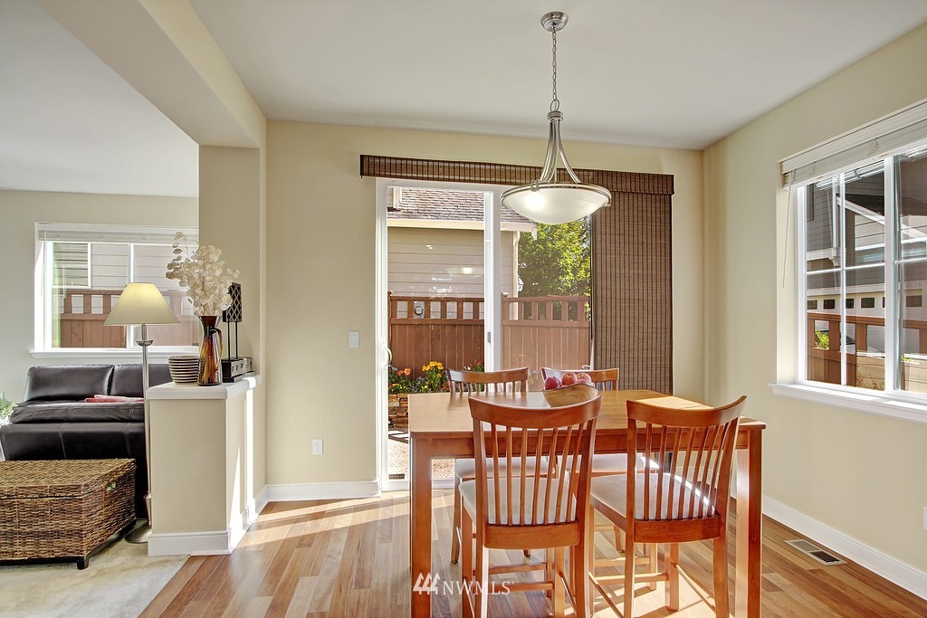 3818 183rd Place Southeast Bothell, WA 98012 - Photo 6 of 18 Gallery Image 6