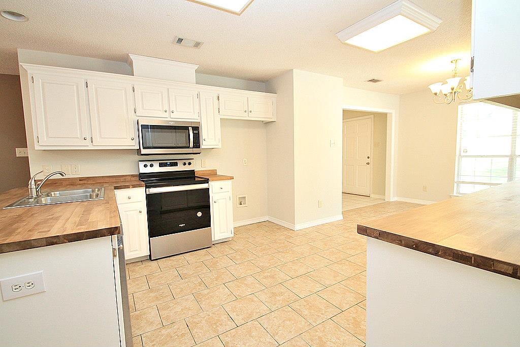 242 Montclair Loop Daphne, AL 36526 - Photo 5 of 22