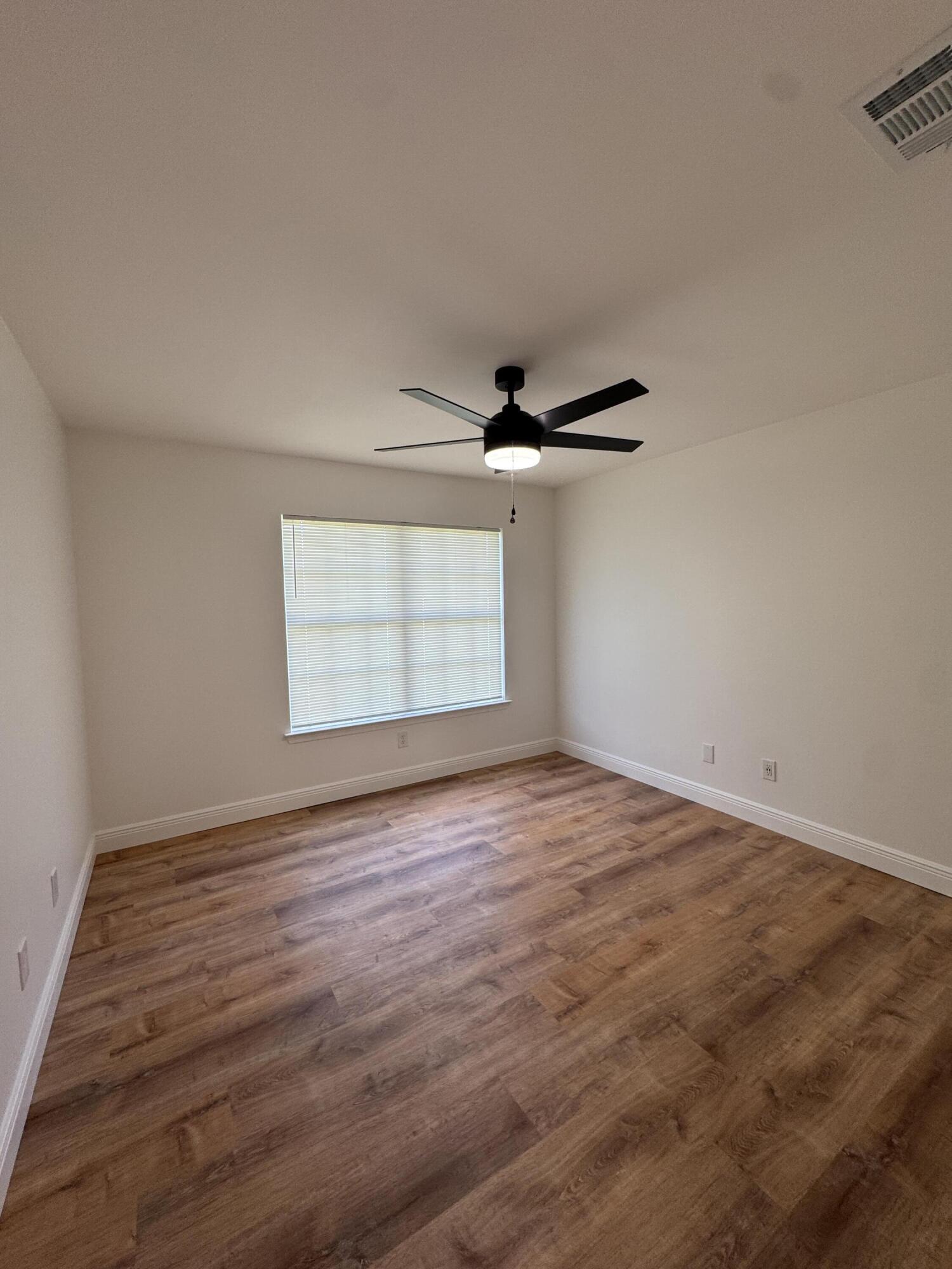 1236 Gabrielle Drive Crestview, FL 32536 - Photo 18 of 26 1236 Gabrielle Dr