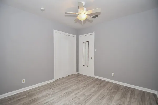 $2,500 | 5330 Windswept Lane, Houston, TX 77056