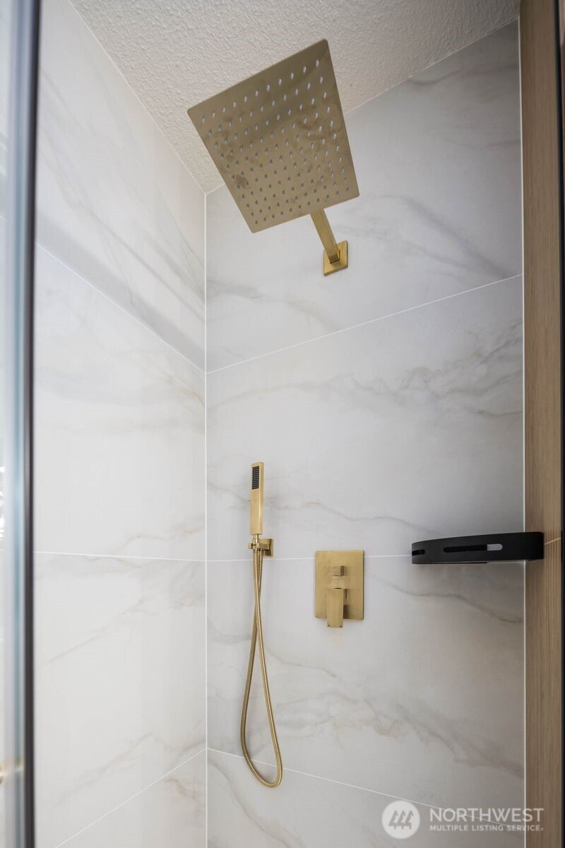 7211 182nd Street Southwest Edmonds, WA 98026 - Photo 29 of 40 a bathroom with a shower