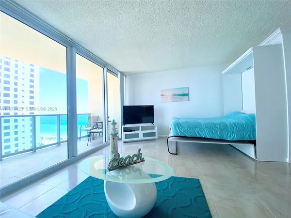 $2,400 | 2501 South Ocean Drive, Unit 1104, Hollywood, FL 33019