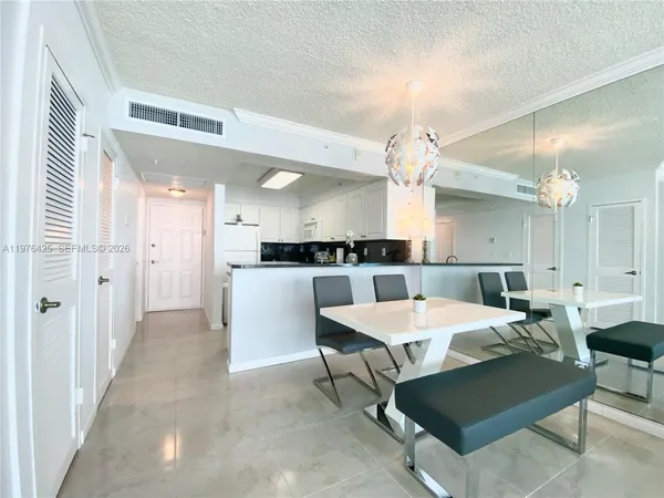 $2,400 | 2501 South Ocean Drive, Unit 1104, Hollywood, FL 33019